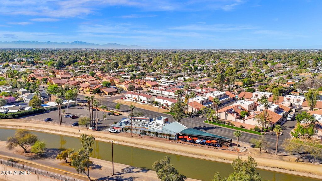Image 47 of property listing at 501 W SELDON Lane, Phoenix, AZ 85021