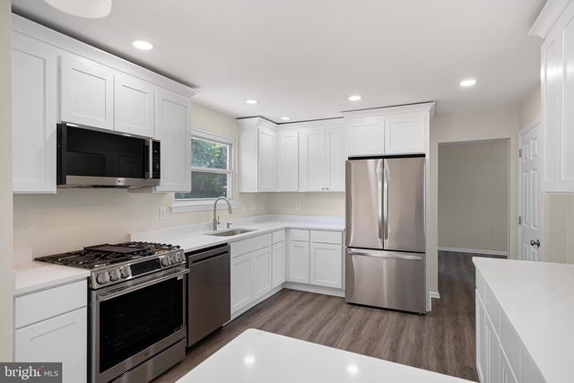 521 HEMINGWAY DR, Hockessin, DE 19707