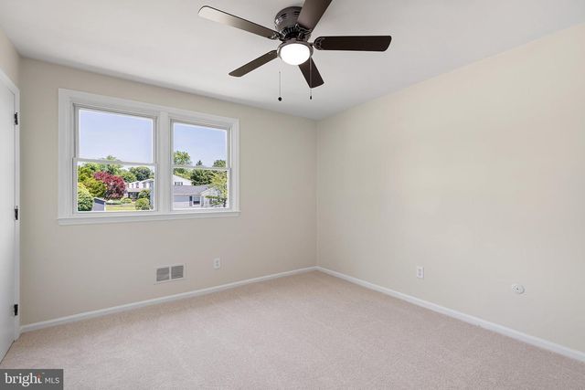 521 HEMINGWAY DR, Hockessin, DE 19707