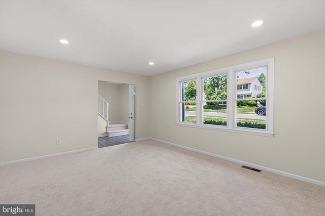 521 HEMINGWAY DR, Hockessin, DE 19707