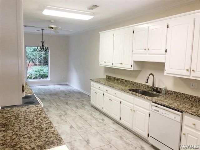 2138 Fox Ridge, Tuscaloosa, AL 35406