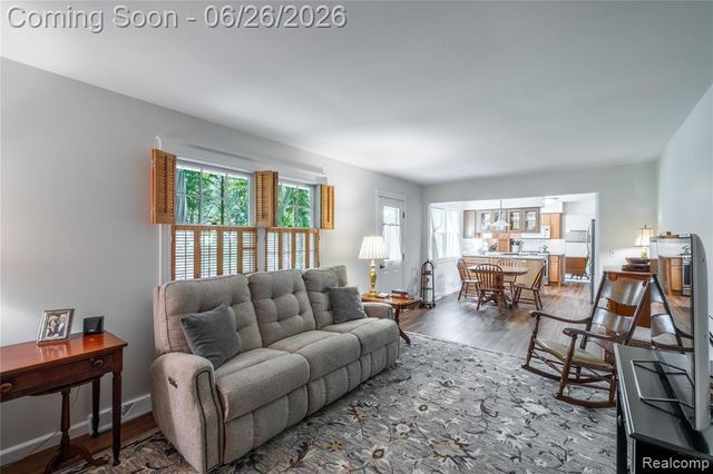 3706 Lido Drive, Highland, MI 48356