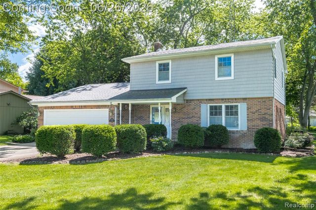 3706 Lido Drive, Highland, MI 48356