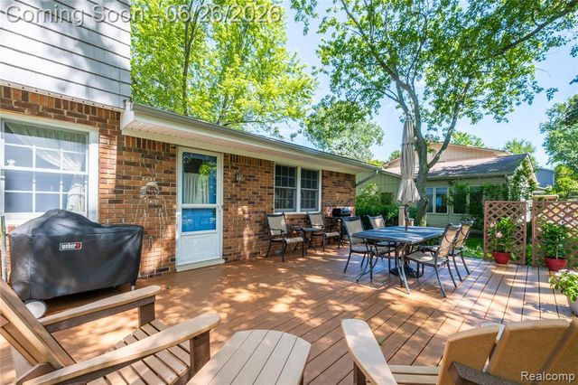 3706 Lido Drive, Highland, MI 48356