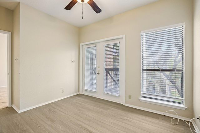 807 W 25th ST 309, Austin, TX 78705