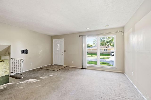 11391 Folkstone Drive, Forest Park, OH 45240