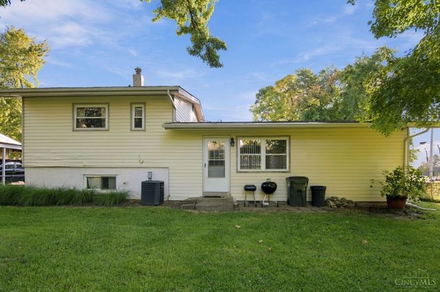 11391 Folkstone Drive, Forest Park, OH 45240