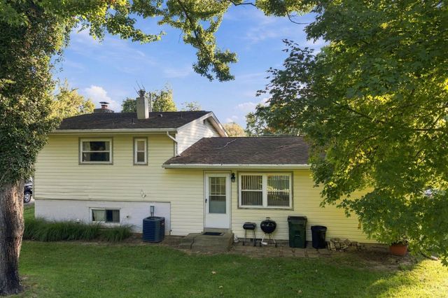 11391 Folkstone Drive, Forest Park, OH 45240