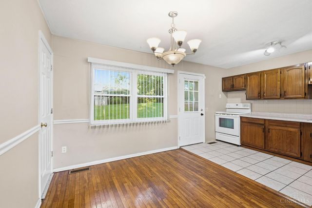 11391 Folkstone Drive, Forest Park, OH 45240