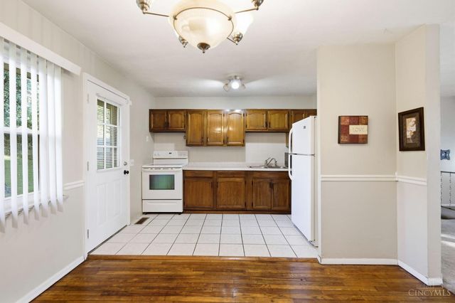 11391 Folkstone Drive, Forest Park, OH 45240
