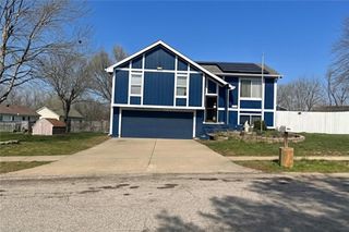 817 N Mohican Drive, Independence, MO 64056