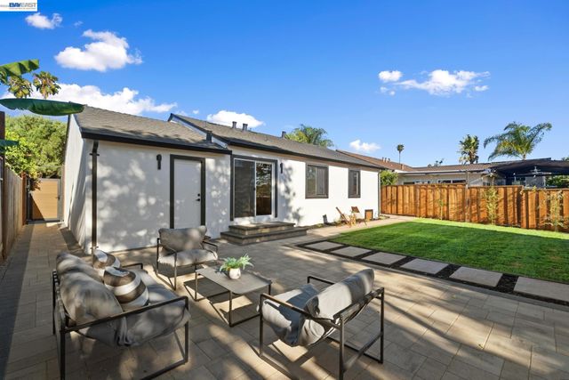 43163 Starr St, Fremont, CA 94539