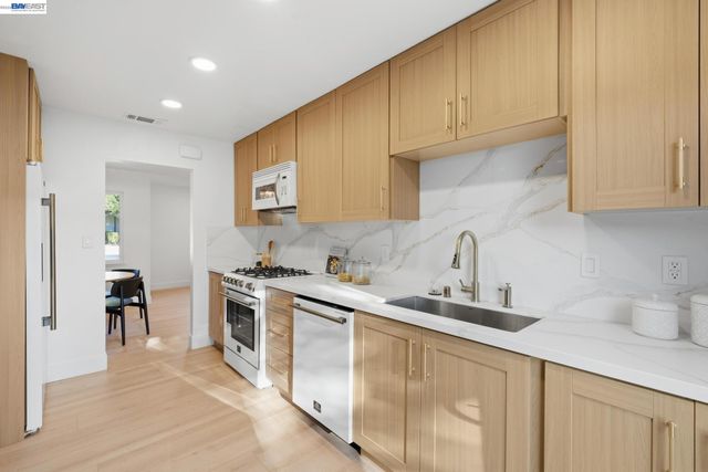 43163 Starr St, Fremont, CA 94539