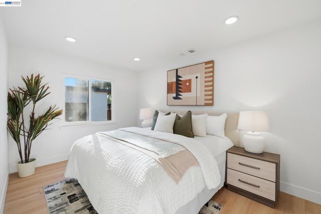 43163 Starr St, Fremont, CA 94539