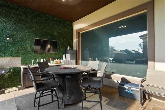 2511 Fresno Avenue, Hidalgo, TX 78557