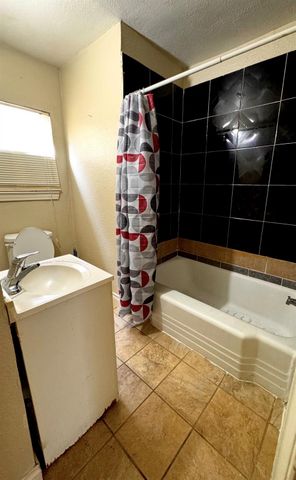 604 Spooner Street, Pasadena, TX 77506