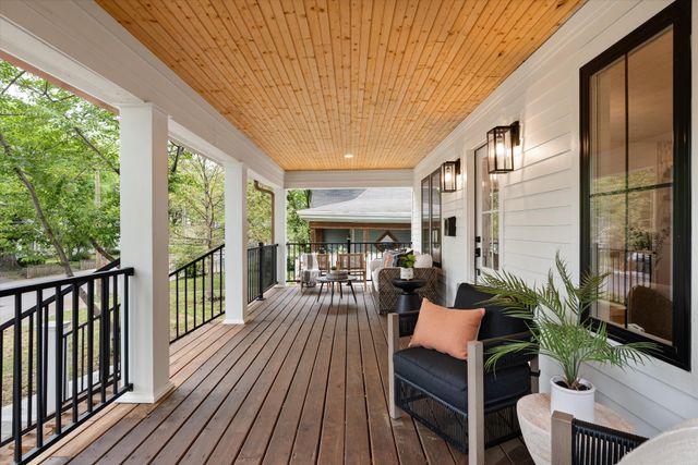 1111 Pennock Ave, Nashville, TN 37207