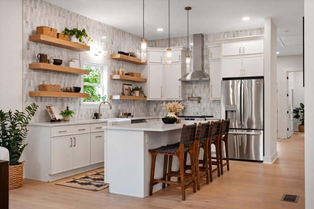 1111 Pennock Ave, Nashville, TN 37207