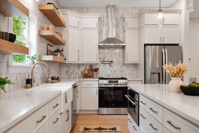 1111 Pennock Ave, Nashville, TN 37207