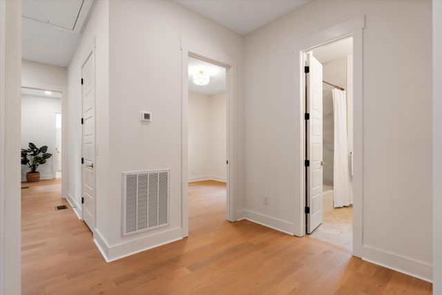 1111 Pennock Ave, Nashville, TN 37207