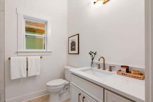 1111 Pennock Ave, Nashville, TN 37207