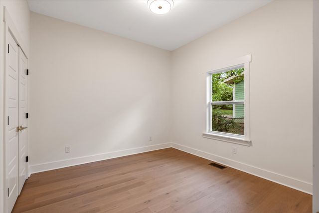 1111 Pennock Ave, Nashville, TN 37207