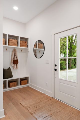 1111 Pennock Ave, Nashville, TN 37207