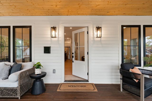 1111 Pennock Ave, Nashville, TN 37207