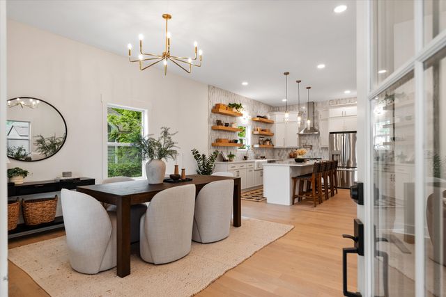 1111 Pennock Ave, Nashville, TN 37207