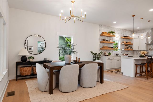 1111 Pennock Ave, Nashville, TN 37207