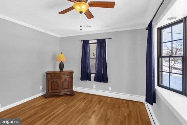 34 KENWOOD TER, Hamilton, NJ 08610