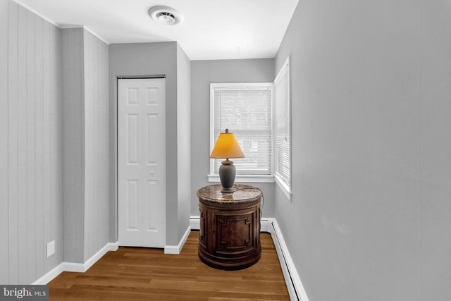 34 KENWOOD TER, Hamilton, NJ 08610