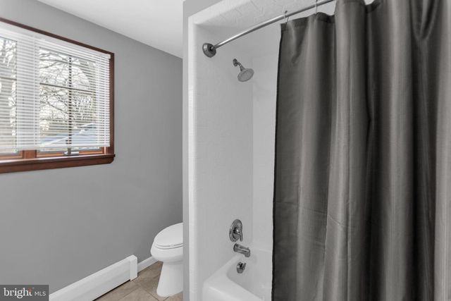 34 KENWOOD TER, Hamilton, NJ 08610