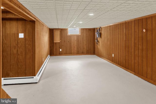 34 KENWOOD TER, Hamilton, NJ 08610