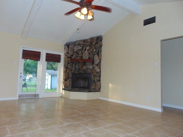 1201 Rambler Road, Arlington, TX 76014