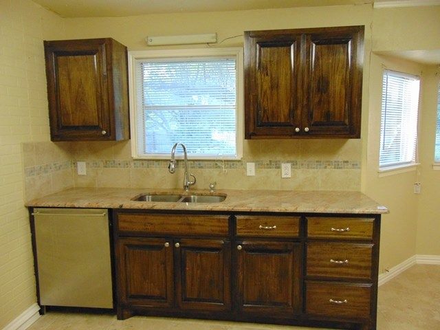 1201 Rambler Road, Arlington, TX 76014