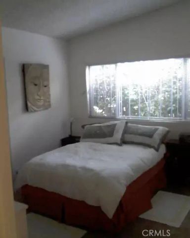 6524 Petit Avenue, Van Nuys, CA 91406