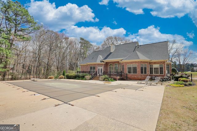 105 Meadow Trail, Social Circle, GA 30025