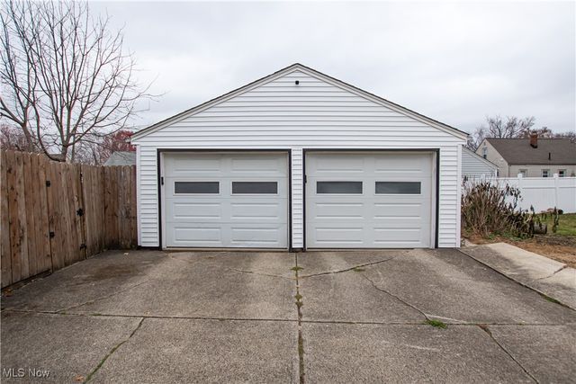 1465 Multnoma Avenue, Akron, OH 44305