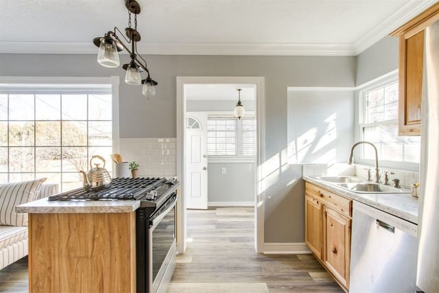 2912 Cummings Drive, Oklahoma City, OK 73107