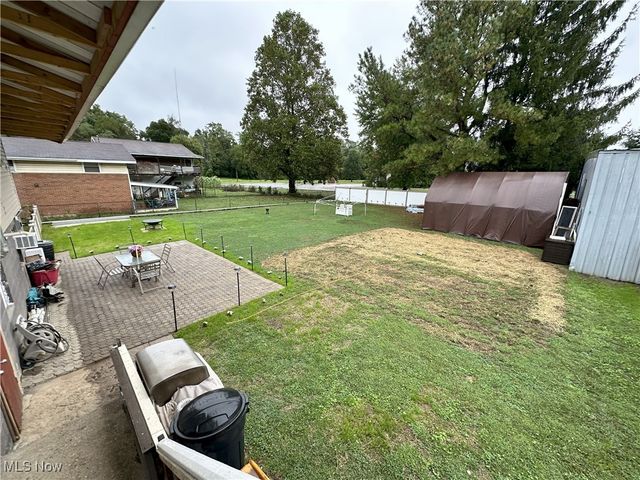 492 Beach Drive, Belpre, OH 45714