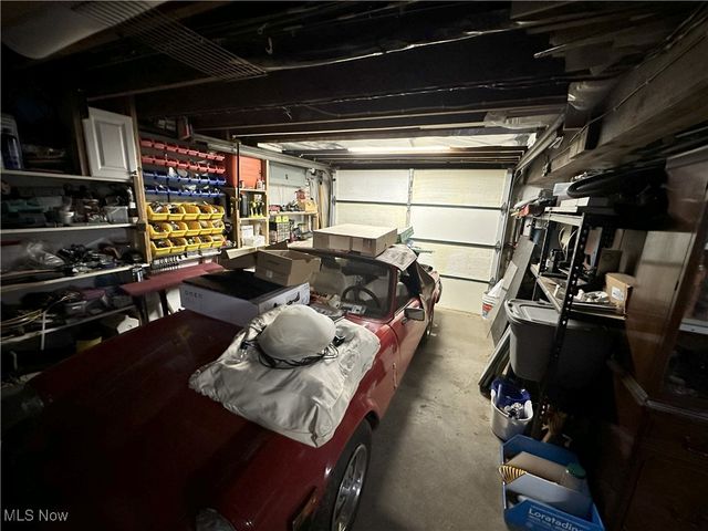 492 Beach Drive, Belpre, OH 45714