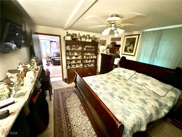 492 Beach Drive, Belpre, OH 45714