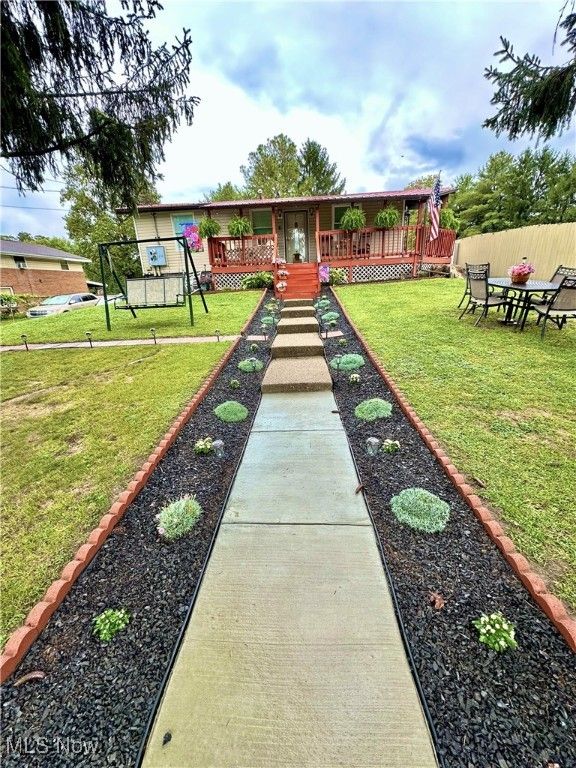 492 Beach Drive, Belpre, OH 45714