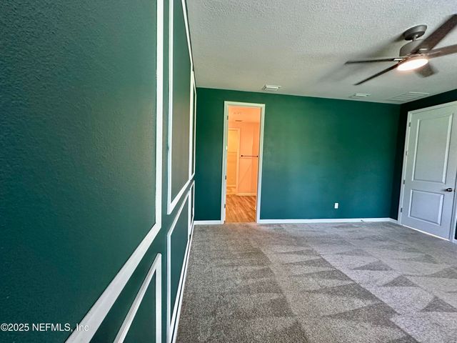 75310 WHITE RABBIT Avenue, Yulee, FL 32097