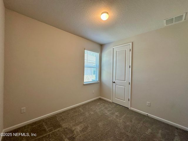 75310 WHITE RABBIT Avenue, Yulee, FL 32097