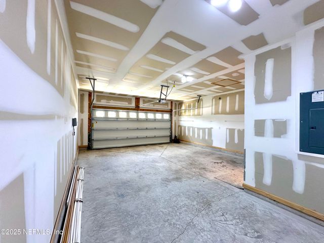 75310 WHITE RABBIT Avenue, Yulee, FL 32097