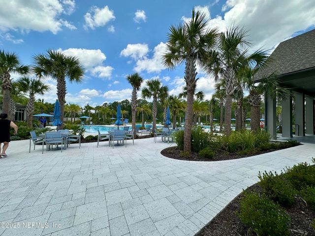 75310 WHITE RABBIT Avenue, Yulee, FL 32097