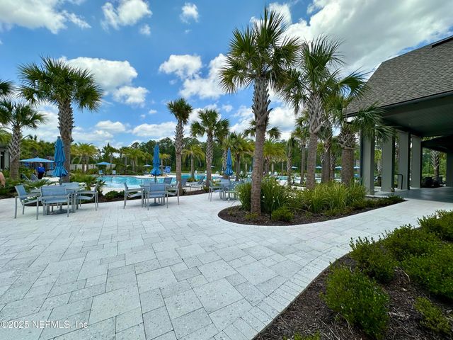 75310 WHITE RABBIT Avenue, Yulee, FL 32097