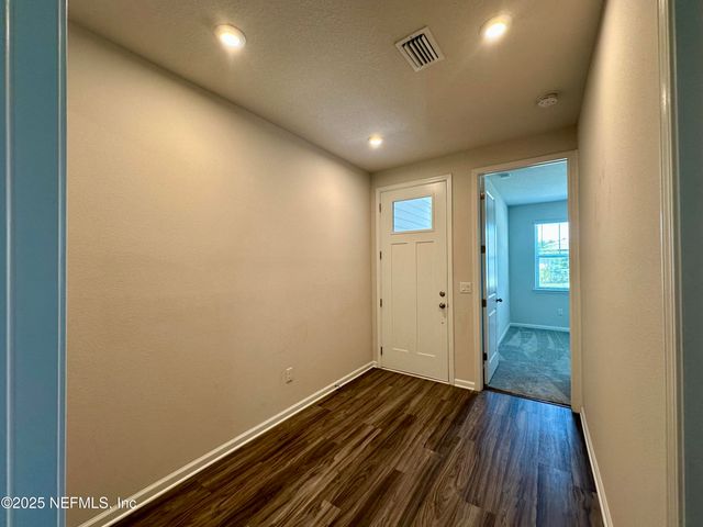 75310 WHITE RABBIT Avenue, Yulee, FL 32097